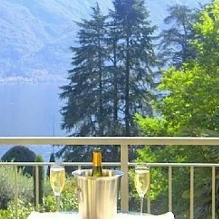 Giallo Casa * Lenno